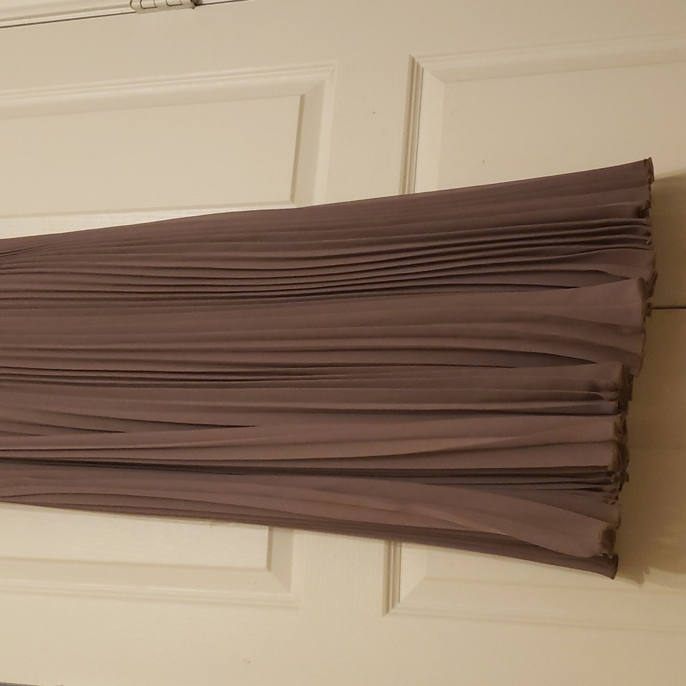Vera Wang long pleated dress - Picture 4 of 5